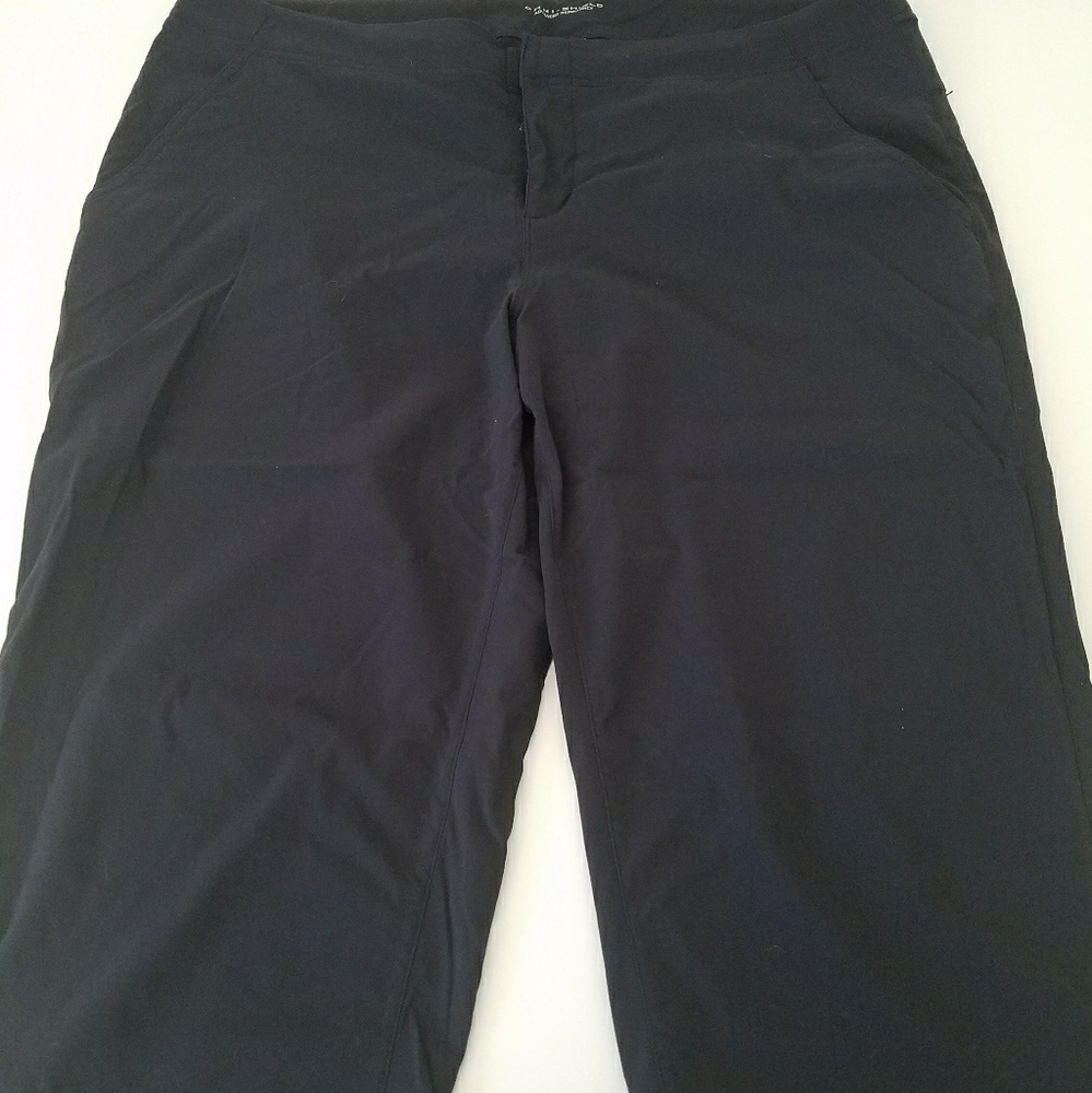 Columbia Capri Pants